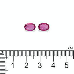 Ovale geslepen Rubelliet Fuscia Roze 1,68 karaat