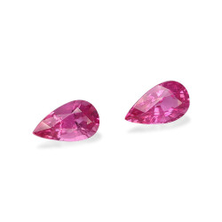 Rubelliet Peer Geslepen Fuscia Roze 2.60 karaat