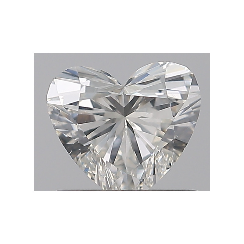 الماس على شكل قلب بوزن 0.59 قيراط