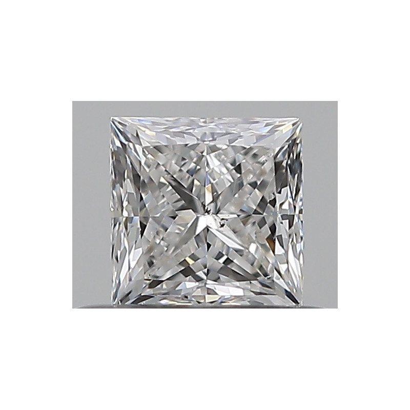 الماسة بشكل أميرة بوزن 0.4 قيراط