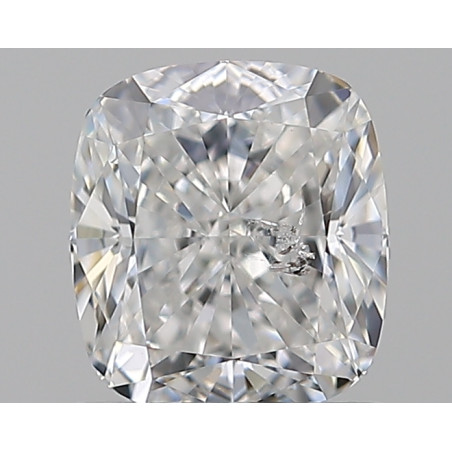 الماسة بشكل وسادة بوزن قيراط واحد