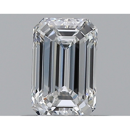 الماس على شكل الزمرد بوزن 0.4 قيراط