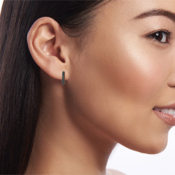 أقراط دائرية من الذهب الأسود مرصعة بالألماس الأسود – Celinni