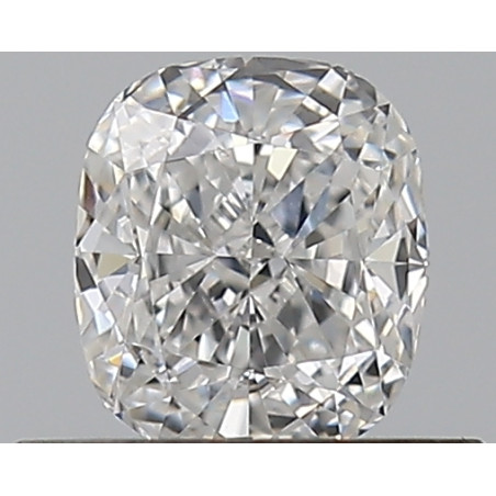 الماس على شكل وسادة بوزن 0.49 قيراط