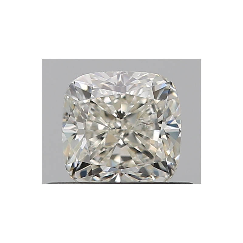 الماس على شكل وسادة بوزن 0.51 قيراط