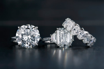 bague de fiançailles et alliances en diamant