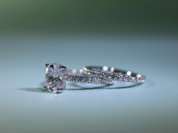 Celinni Diamond Dealer: The leading Diamond Dealer in France for 6 generations.