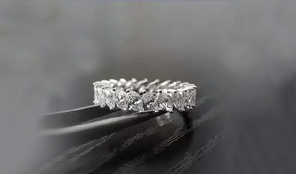Diamond Ring - The profession of diamond cutter