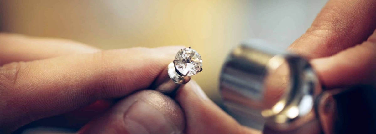 Understanding the girdle of a diamond