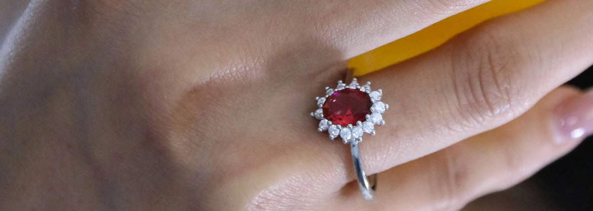 THE RUBY: COMPLETE GUIDE TO THIS FASCINATING STONE