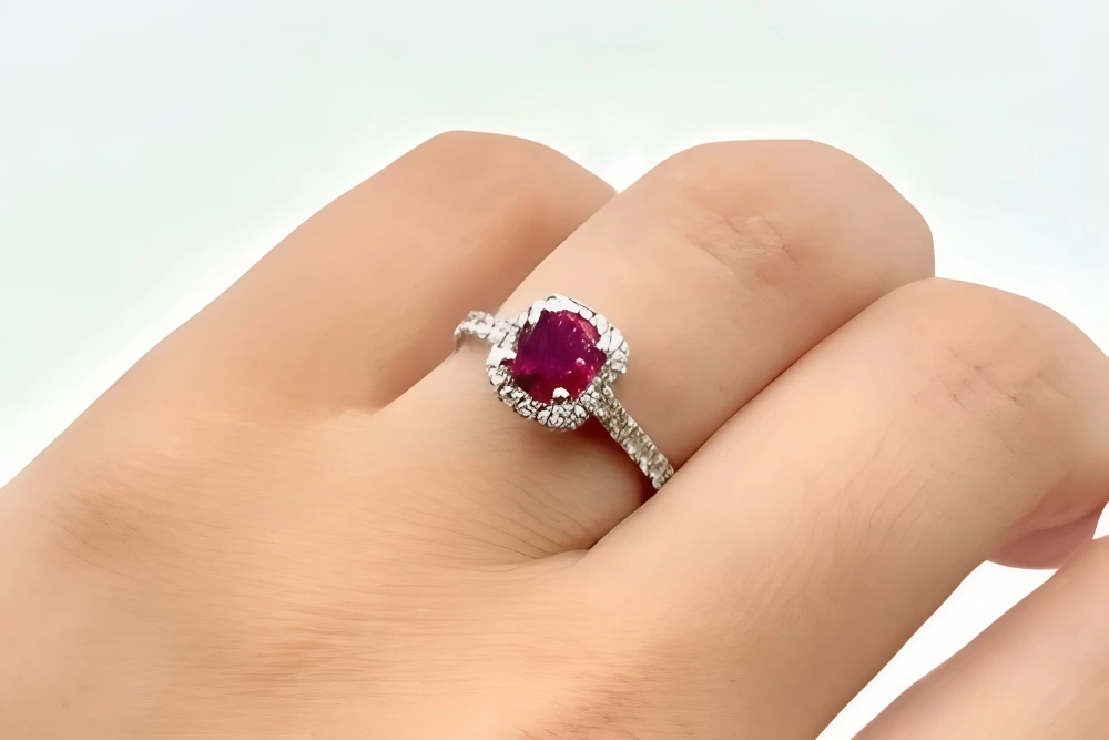 Bague d’Exception – Élégance et Éclat Intemporel - Showroom Celinni Annecy