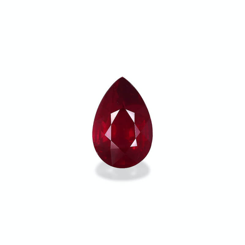 Rubis taille poire rouge profond 