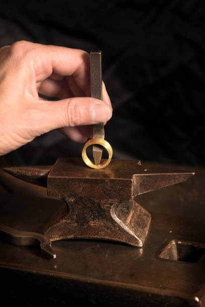 Les métaux précieux utilisés pour fabriquer des bijoux anciens