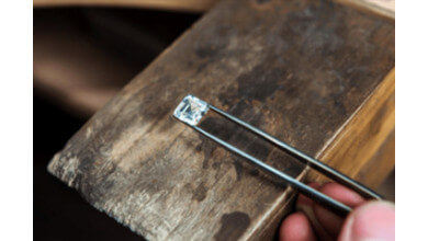 Clarity : la pureté du diamant - 4C