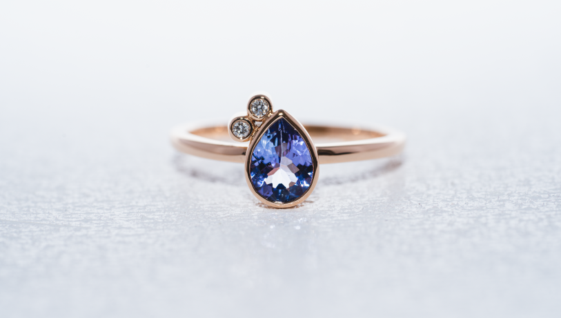 Vintage platinum engagement ring with sapphire