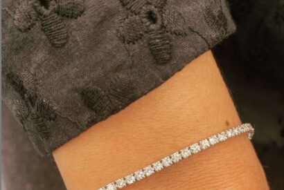 Tout savoir sur les bracelets en diamants, saphirs, rubis ou émeraudes 